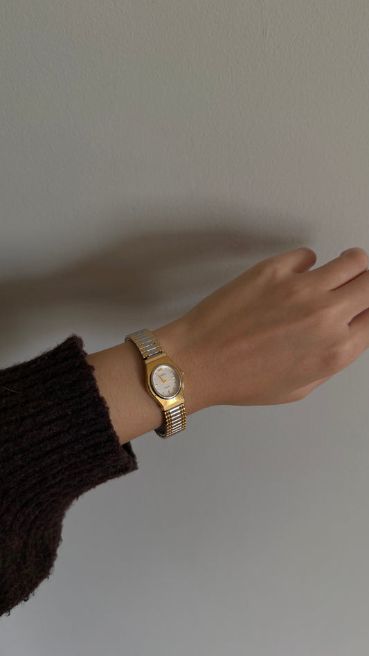 006 Vintage Armitron Two-Tone Stretch Watch