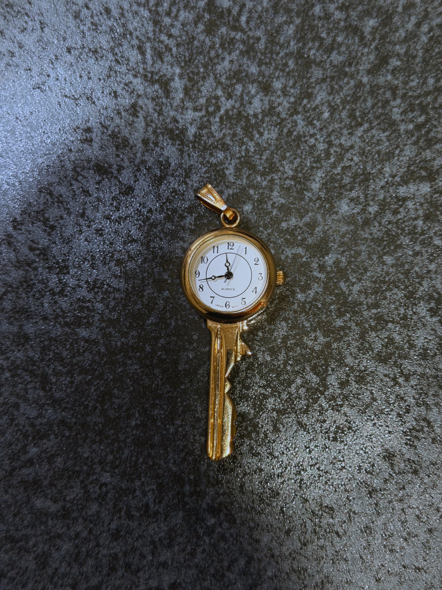 015 Vintage-Inspired Key Watch Pendant