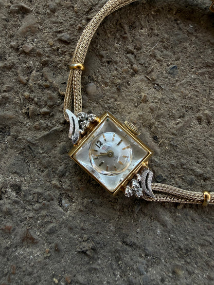 002 Vintage Helbros Watch (Non-Working)